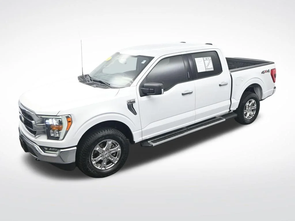 Used 2022 White Ford XLT image 22