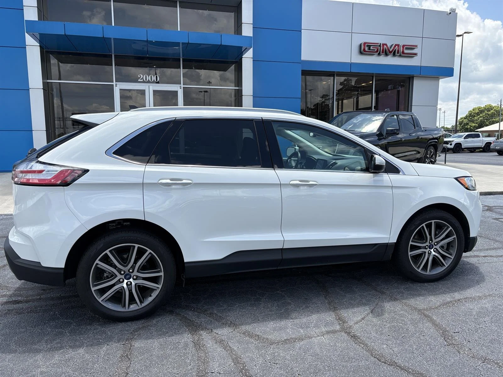 Used 2021 White Ford Titanium image 3