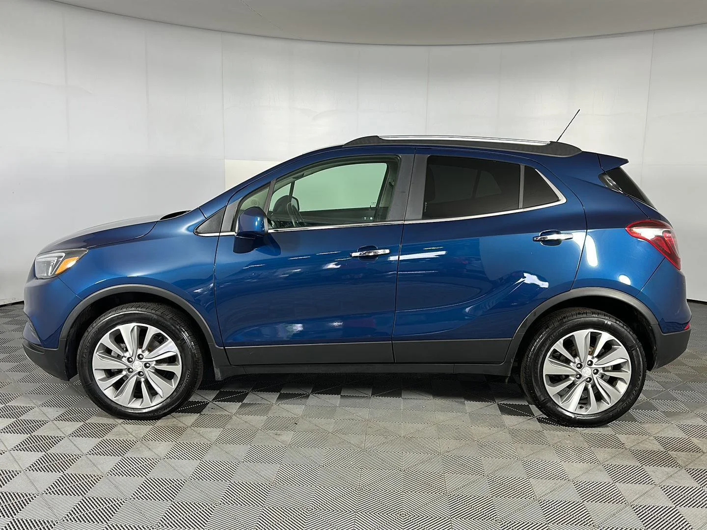 Used 2020 Deep Azure Metallic Buick Preferred image 5