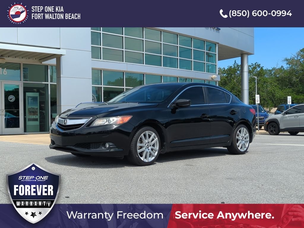2015 Acura ILX Premium's photo