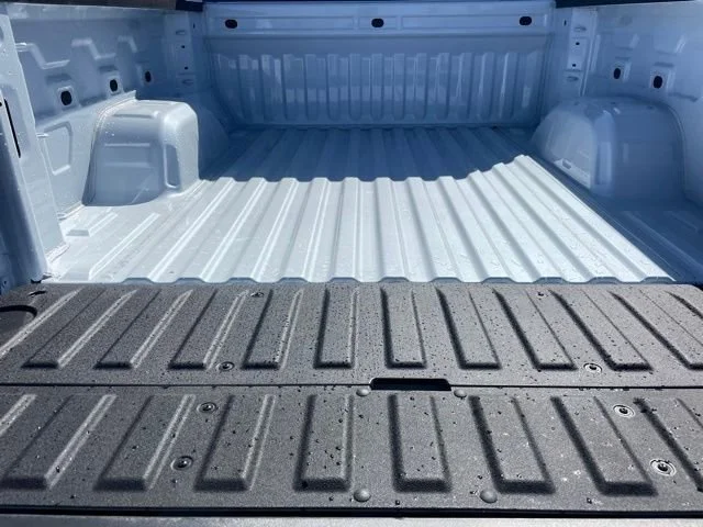 New 2026 Glacier White Tricoat GMC SLT image 10