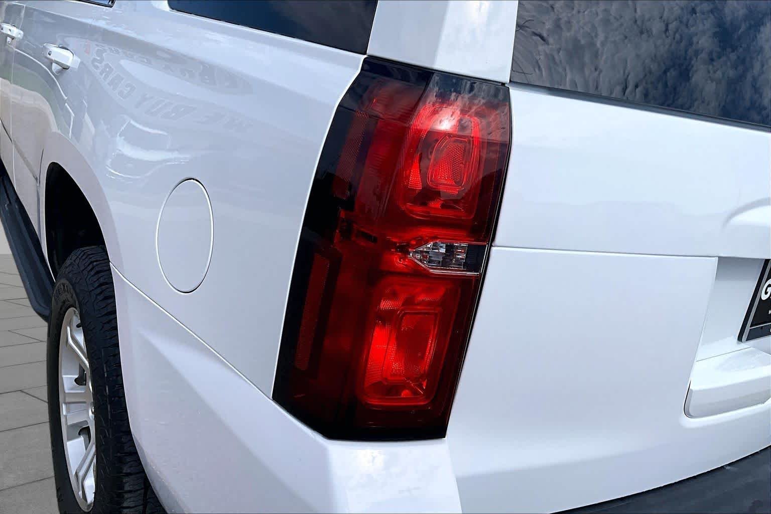 Used 2019 Summit White Chevrolet LT image 31