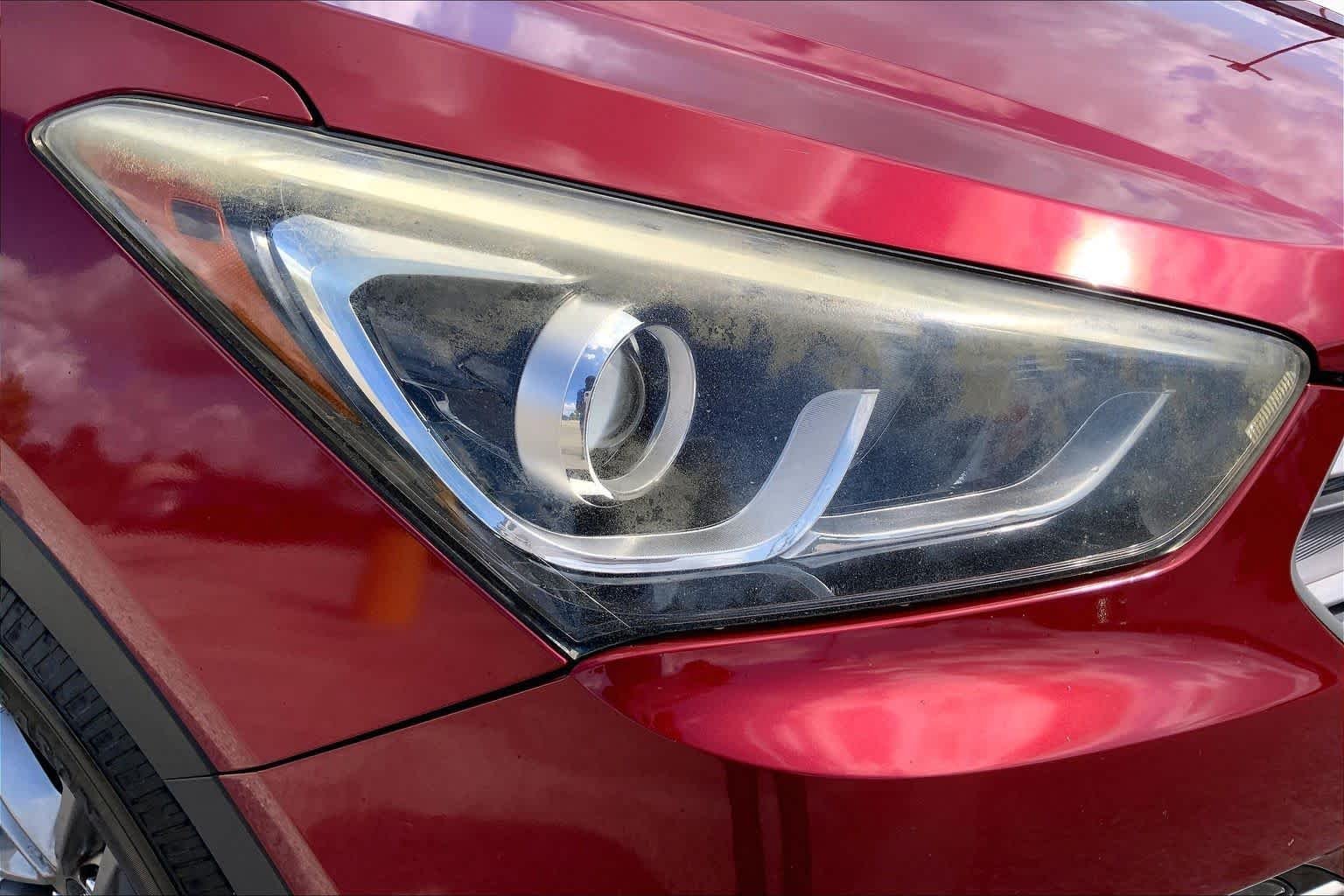 Used 2017 Serrano Red Hyundai 2.4L image 27
