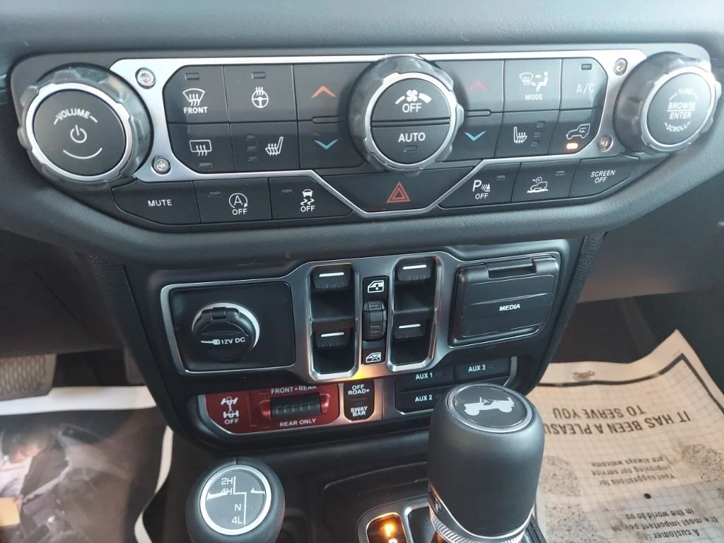 New 2026 Gray Jeep Rubicon image 29