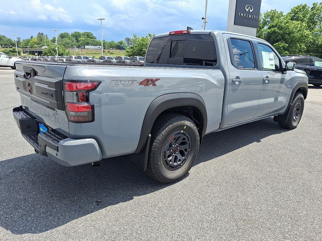 2026 Nissan Frontier — photo 4