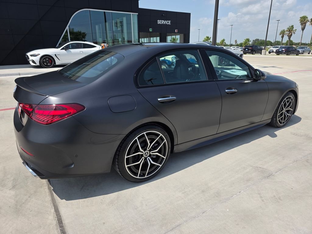 New 2026 MANUFAKTUR exclusive graphite grey magno Mercedes-Benz C 300 image 7