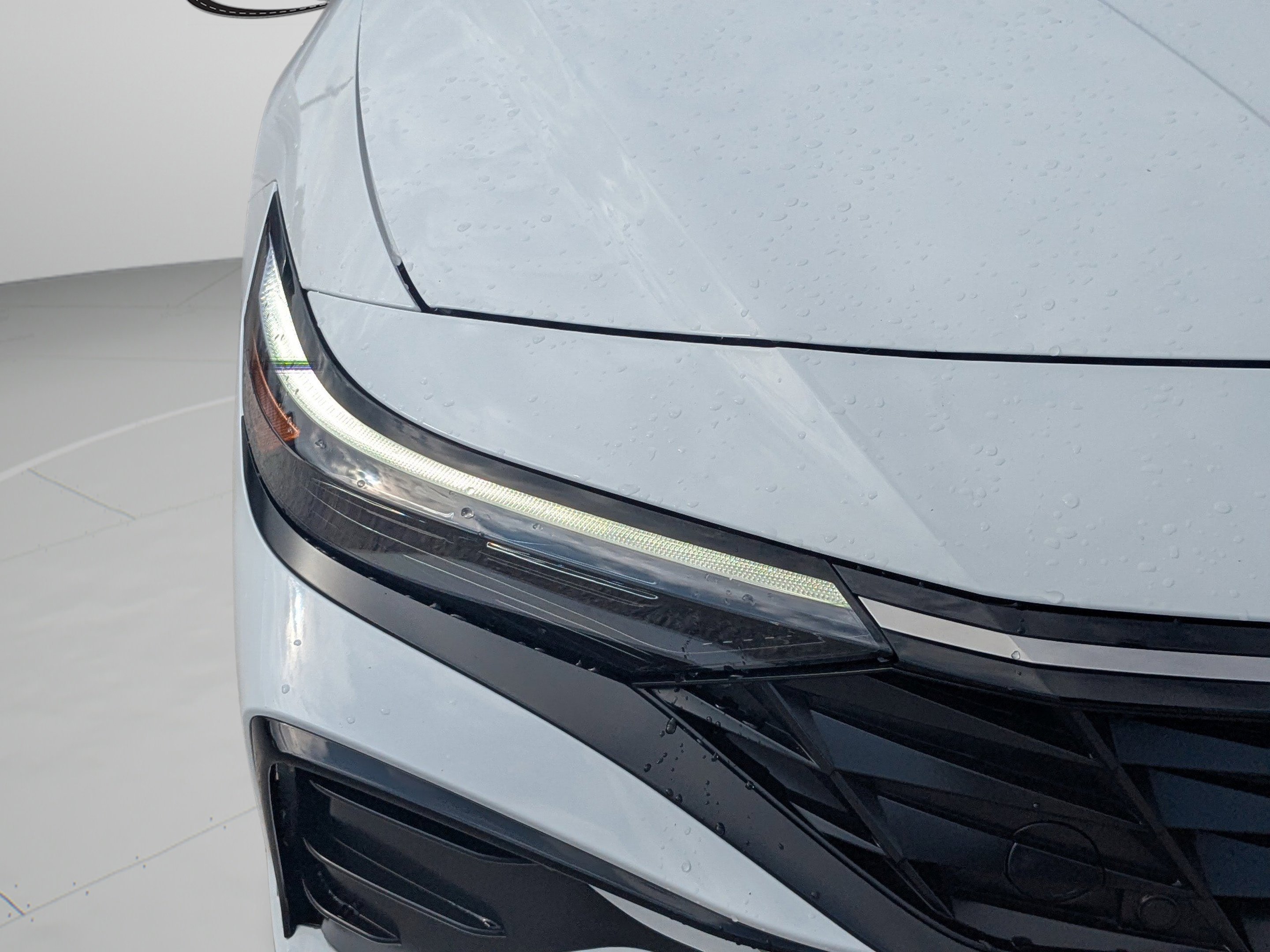 2024 Hyundai Elantra Limited - Photo 34