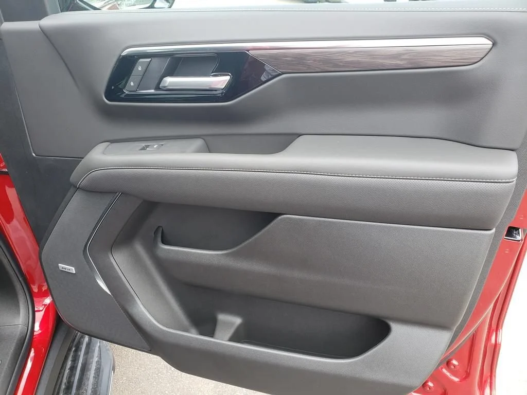 2026 Chevrolet Tahoe Premier - Photo 25