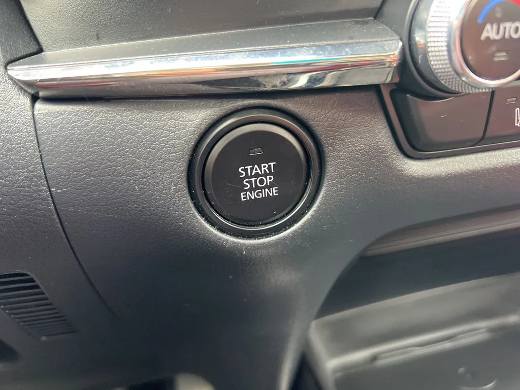 Used 2025 Gray Metallic Mazda 2.5 S Carbon Edition image 41