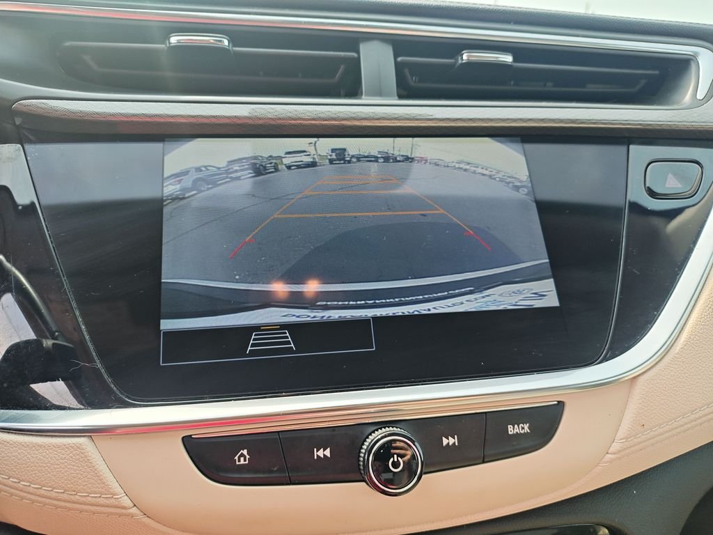Used 2022 White Buick Select image 23
