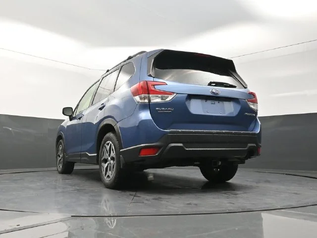 Used 2021 Blue Subaru Premium image 35