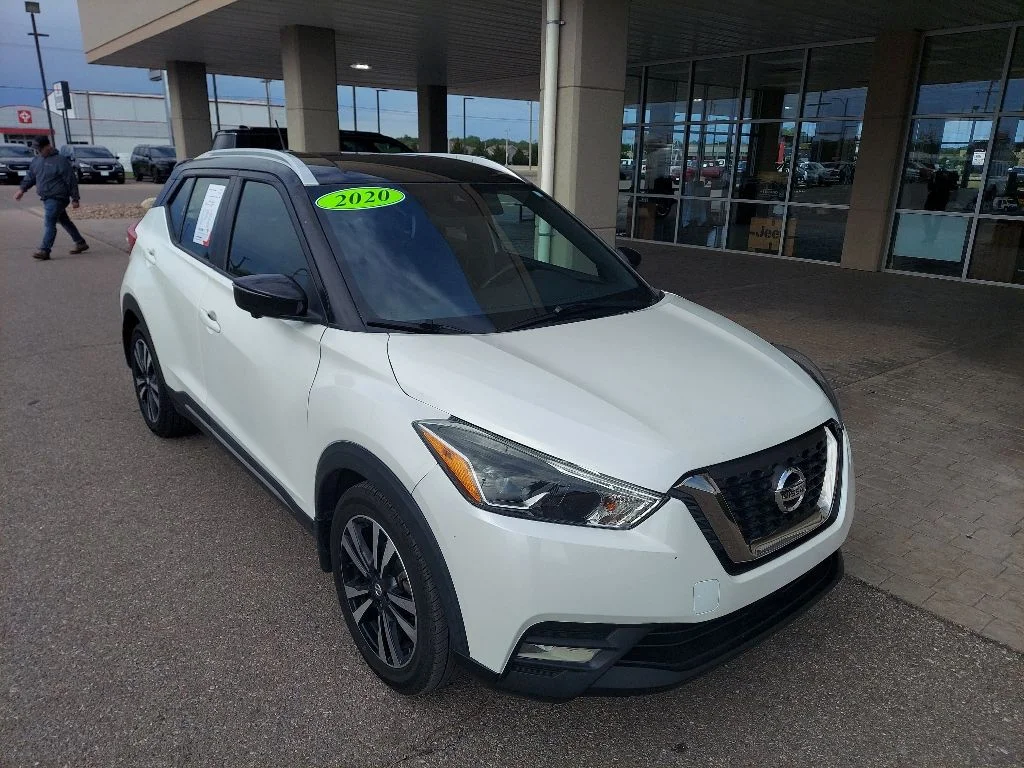 2020 Nissan Kicks 1.6 SR's photo