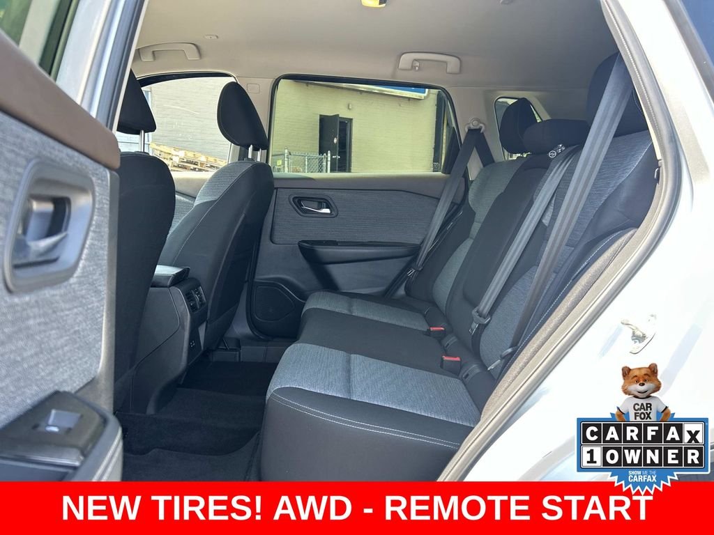 Used 2023 Silver Nissan SV image 15
