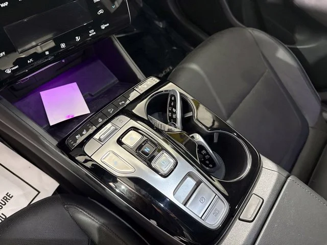 Used 2022 Silver Hyundai Limited image 20