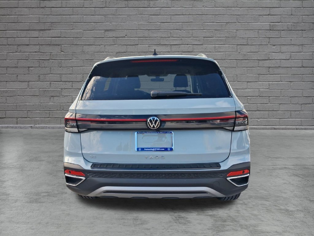 New 2027 Gray Volkswagen 1.5T SE image 4