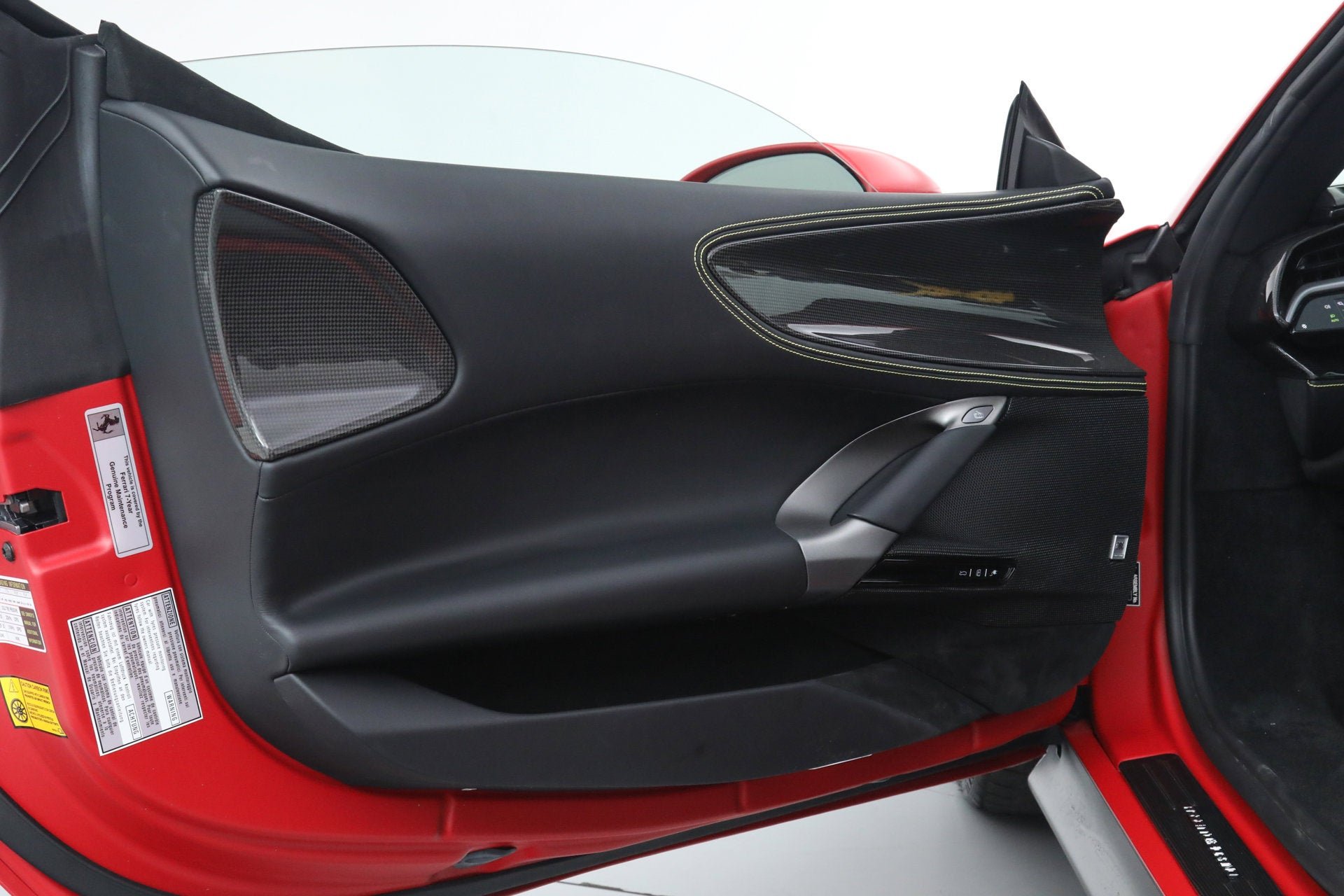 Certified Used 2024 Rosso Ferrari F1-75 Opaco Ferrari  image 28