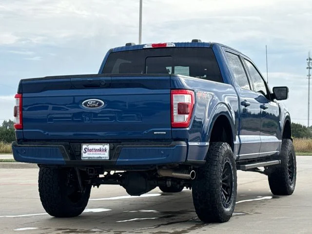 Used 2023 Blue Ford Lariat image 8