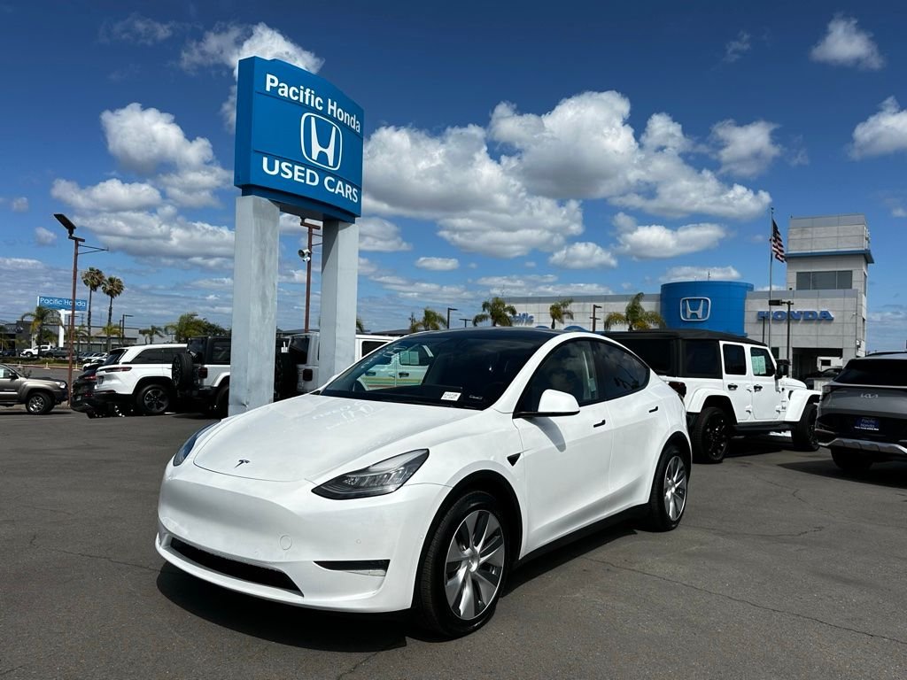 Used 2021 Tesla Model Y Long Range with VIN 5YJYGDEE2MF095159 for sale in San Diego, CA