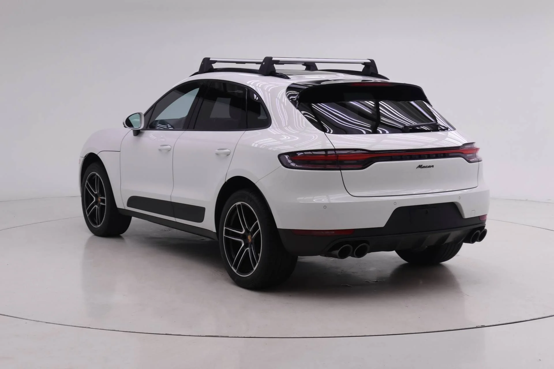 Used 2021 White Porsche  image 3