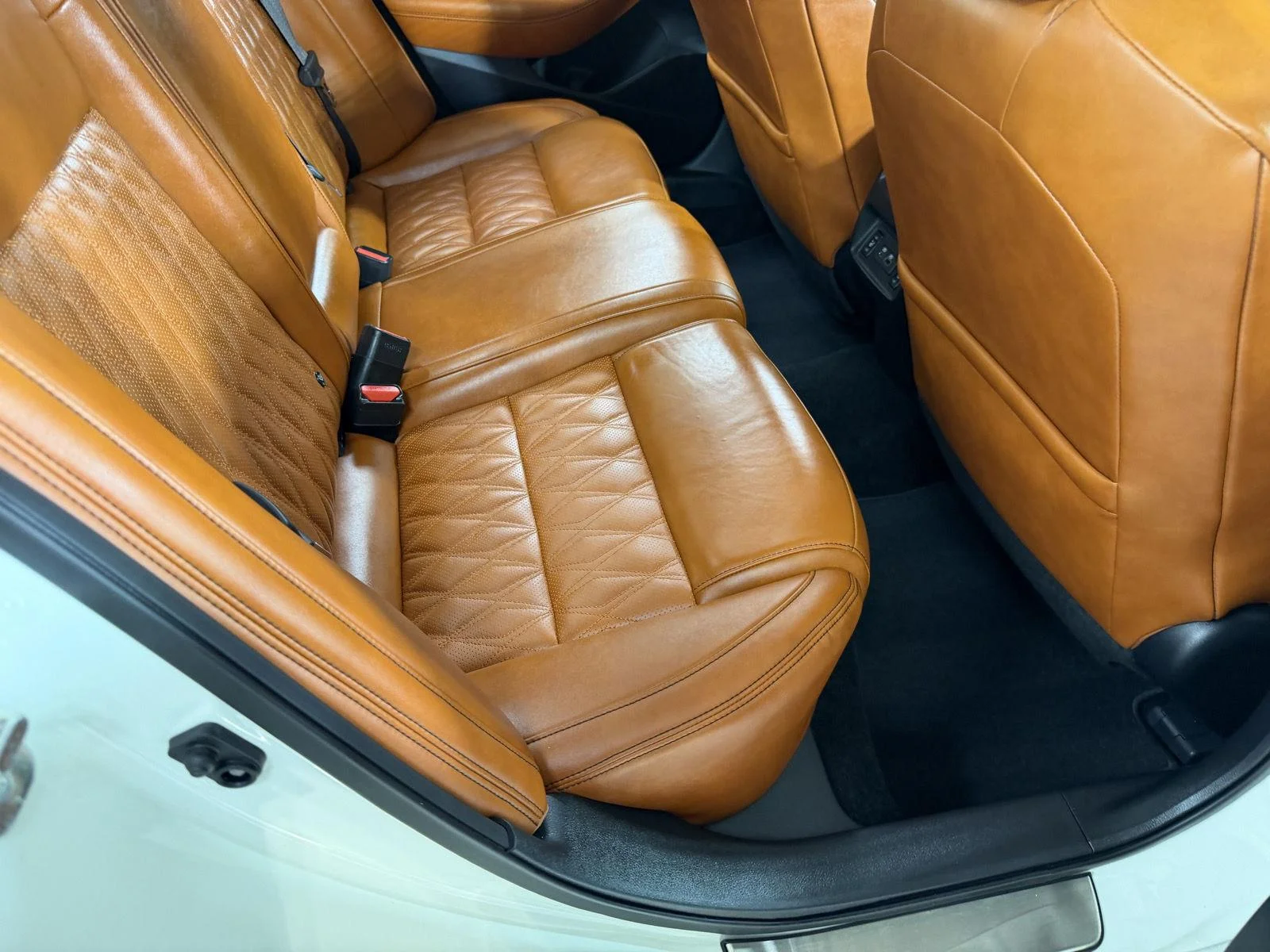 Used 2019 Pearl White Tricoat Nissan Platinum image 29