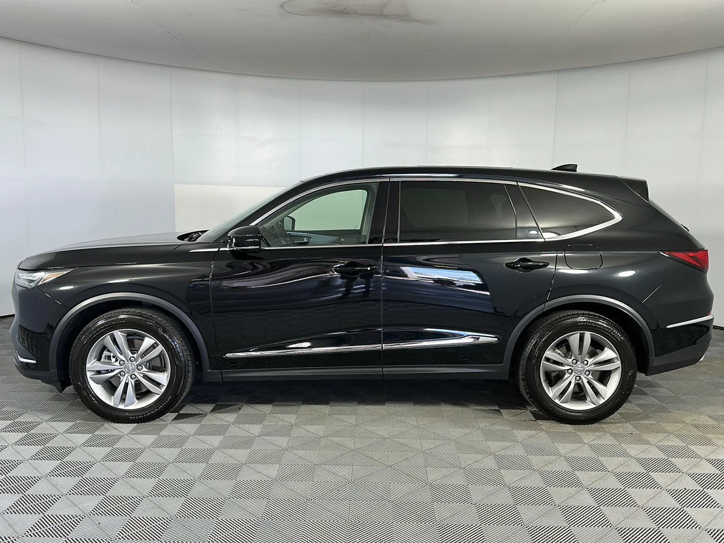 Certified Used 2024 Majestic Black Pearl Acura SH-AWD image 6