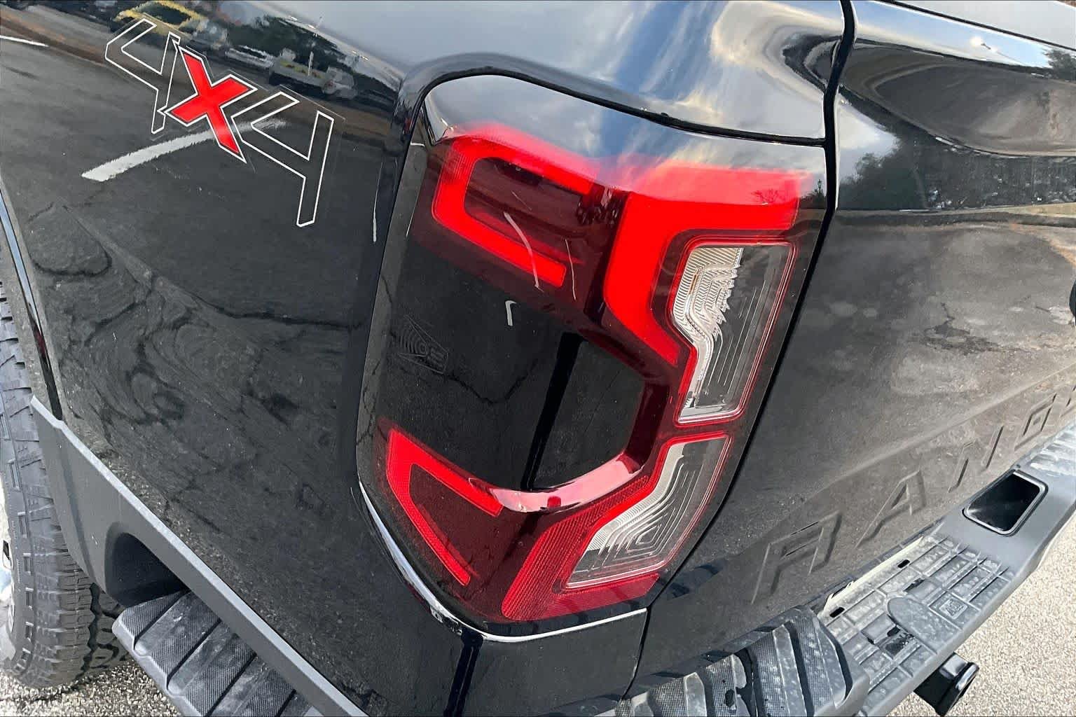 New 2025 Shadow Black Ford XLT image 14