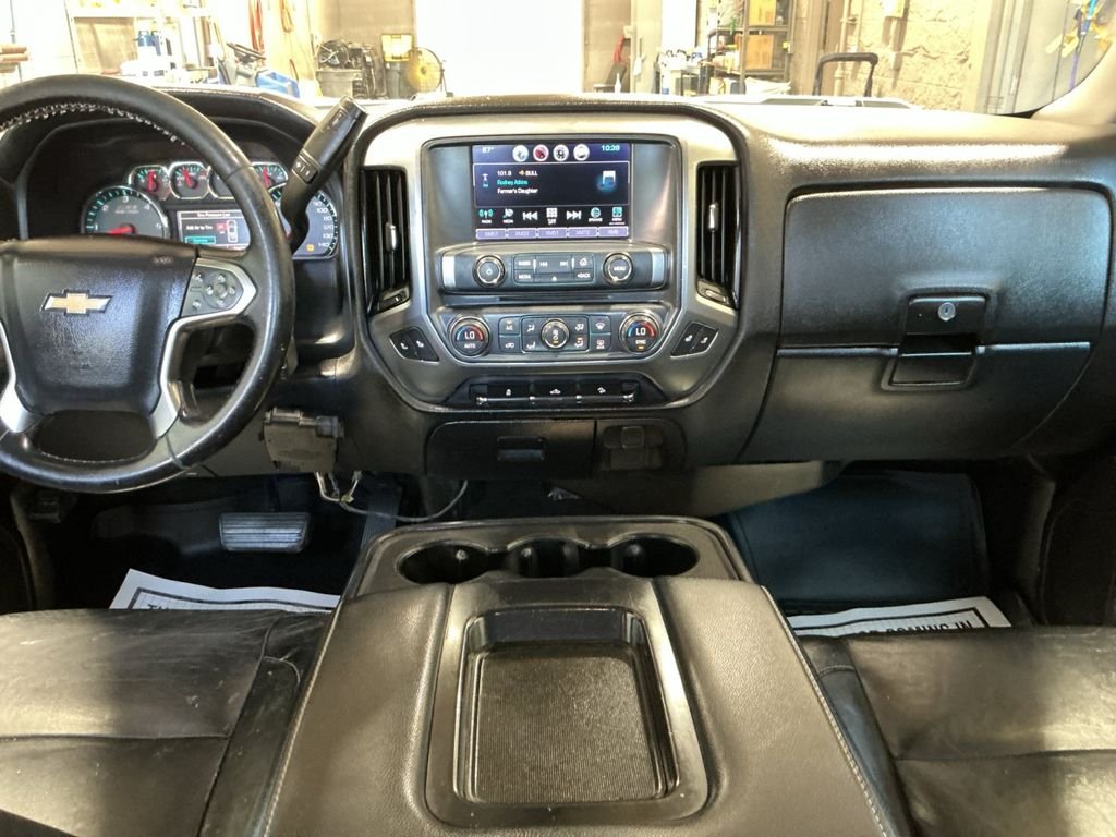 Used 2016 White Chevrolet LT image 20