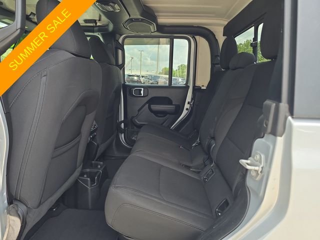 Used 2023 Silver Jeep Sport S image 13