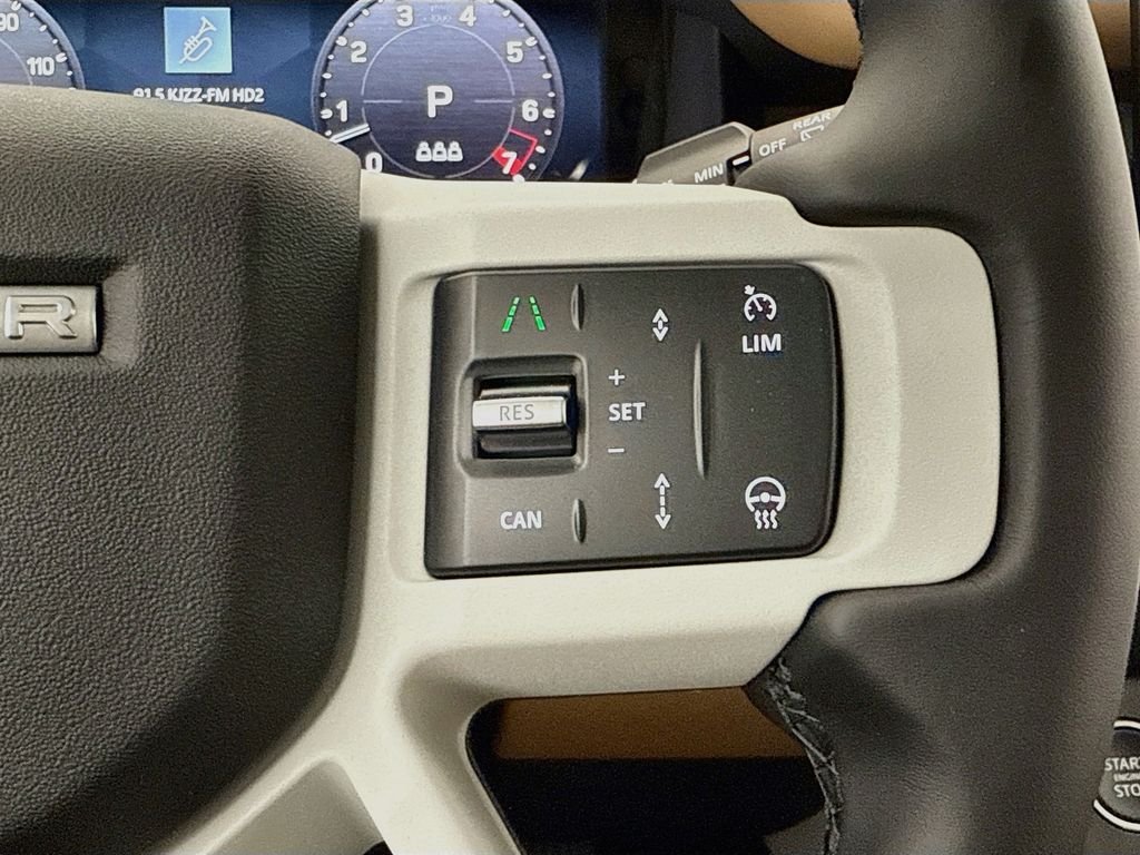 Used 2026 Fuji White Land Rover S image 13