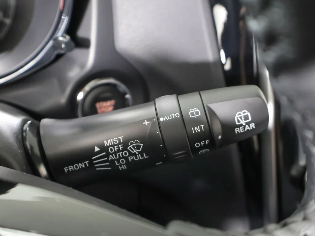 New 2026 Black Mitsubishi 2.0 SE image 37