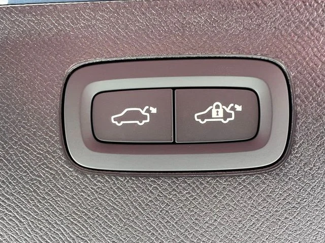 2025 Volvo XC90 Ultra - Photo 27