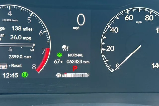 Used 2025  Honda EX-L image 31