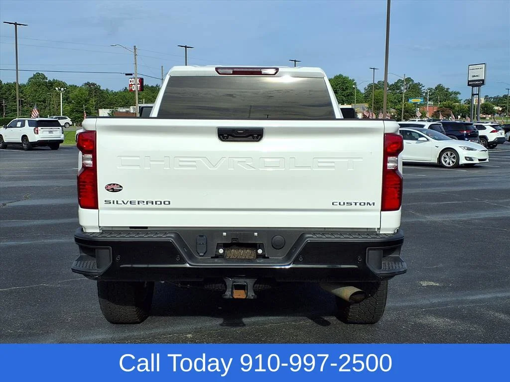 Used 2025 Summit White Chevrolet Custom image 7