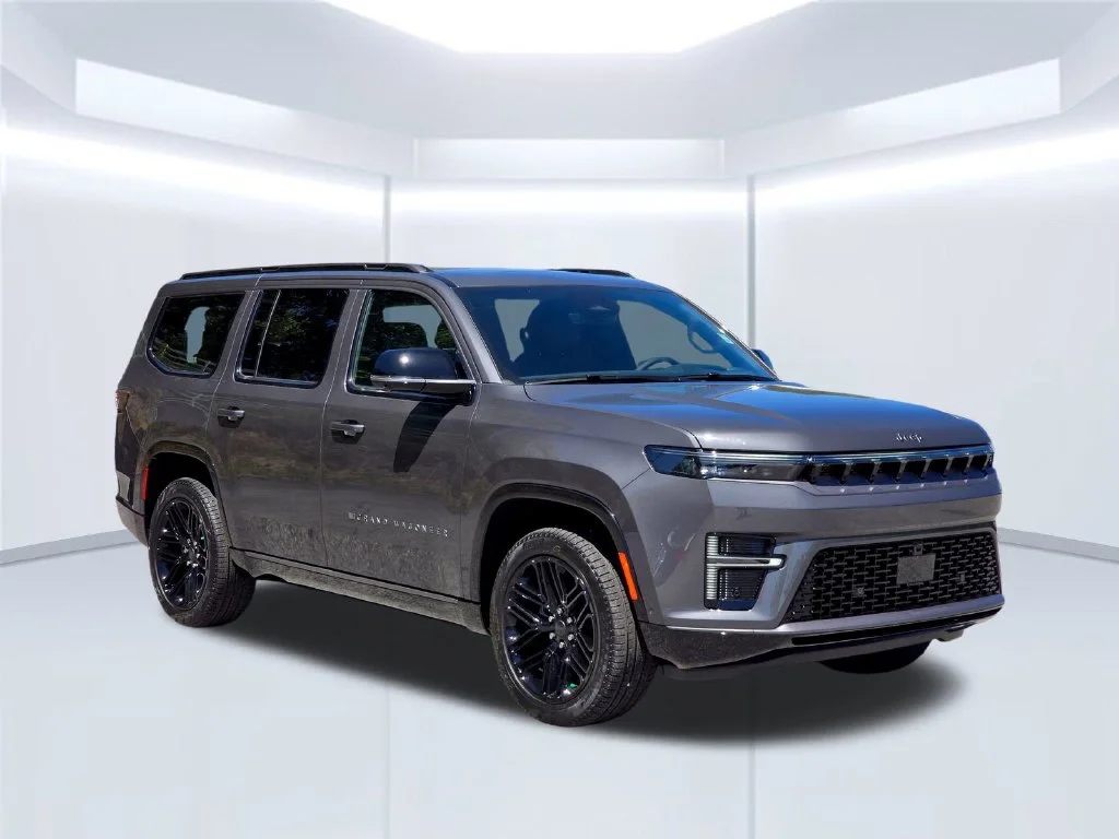 New 2026 Gray Jeep Limited Reserve image 16