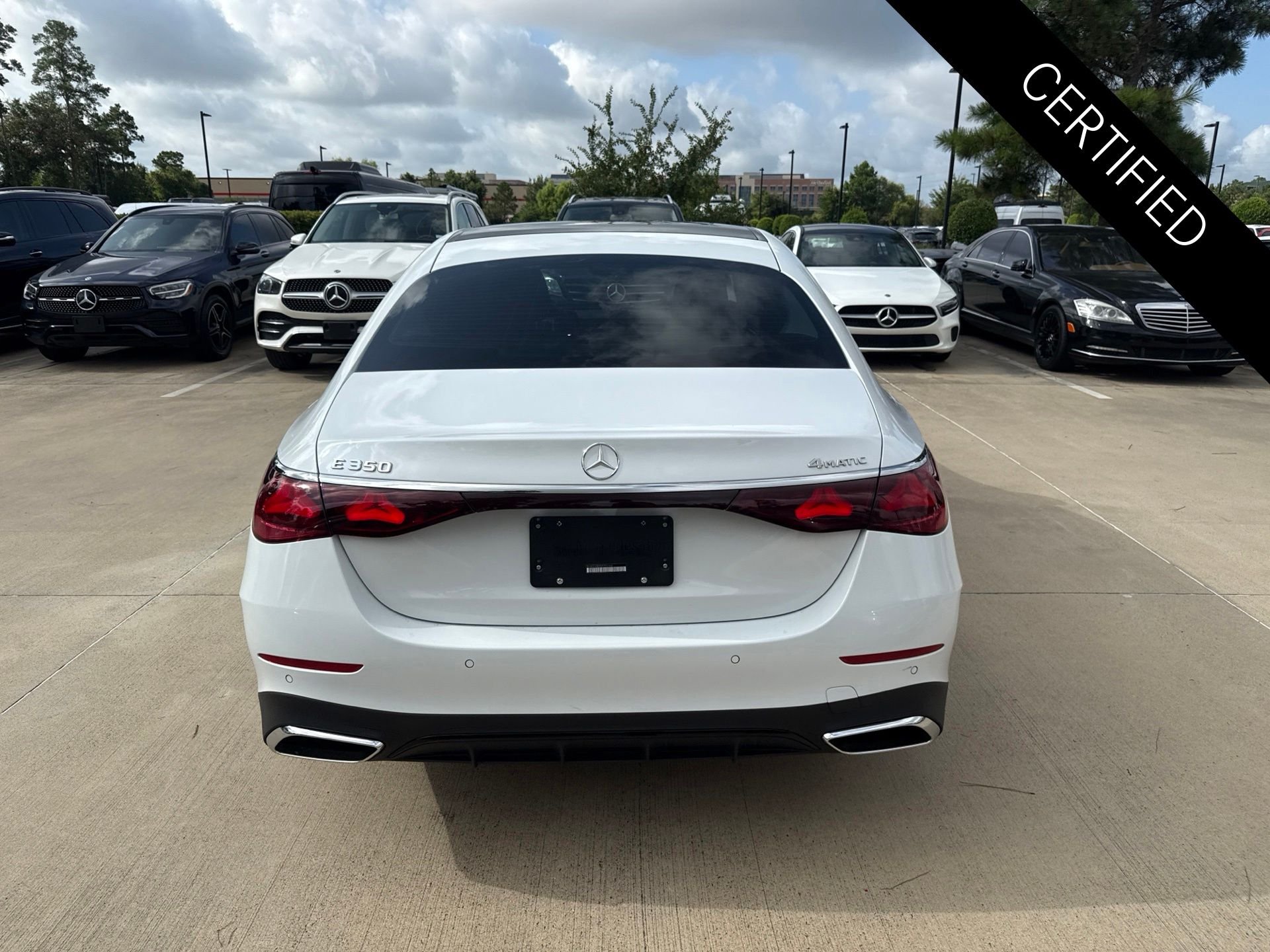 Certified Used 2024 MANUFAKTUR Moonlight White Metallic Mercedes-Benz E 350 image 5