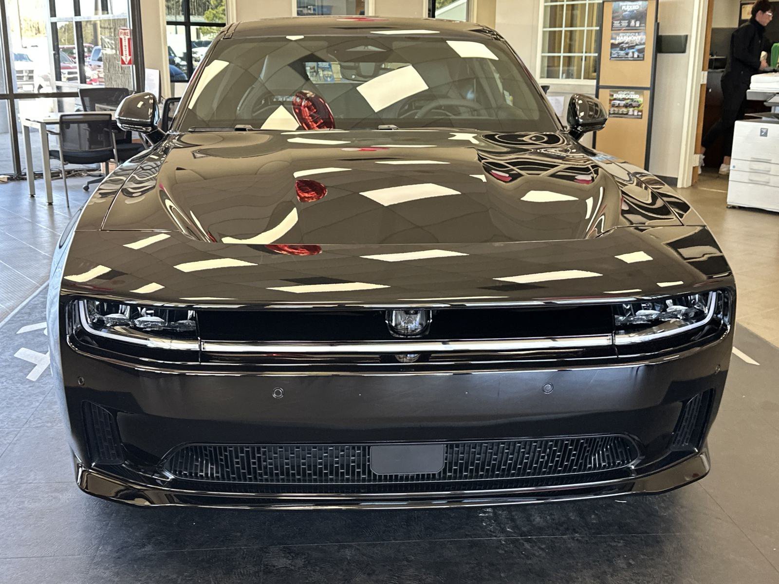 New 2024 Diamond Black Crystal Pearlcoat Dodge Scat Pack image 3