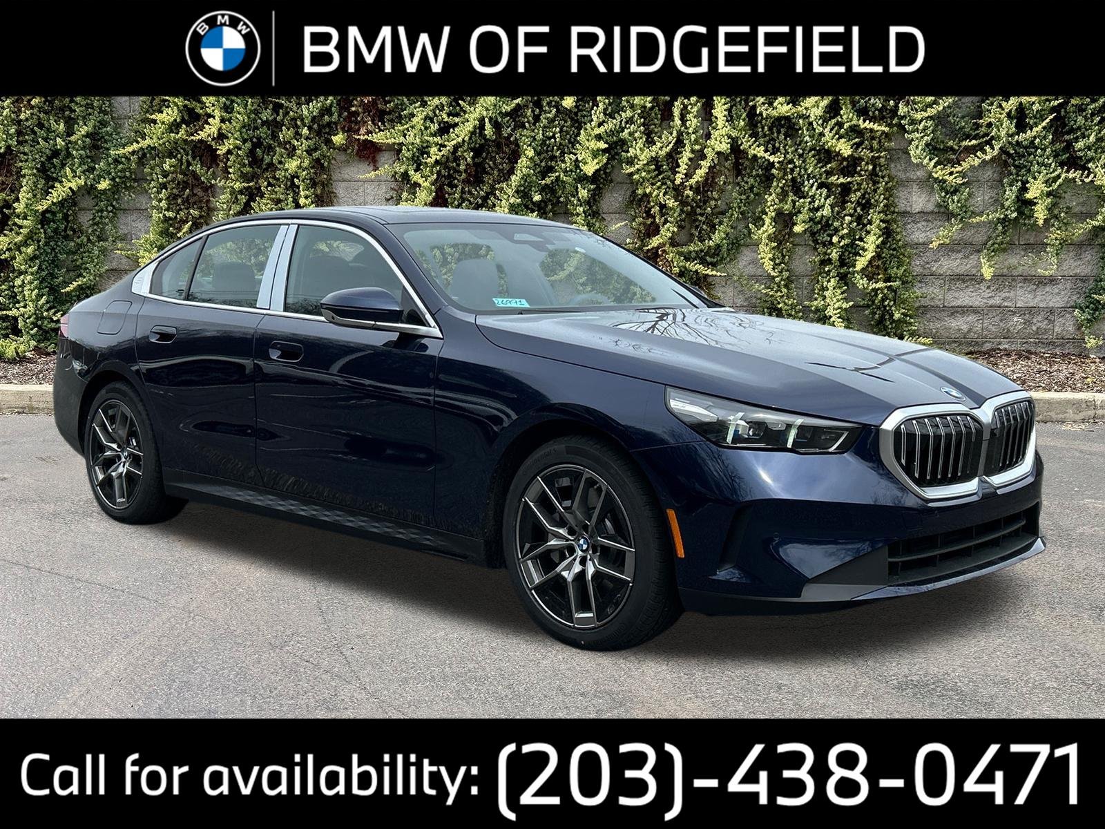 New 2026 Tanzanite Blue II Metallic BMW 530i xDrive image 1