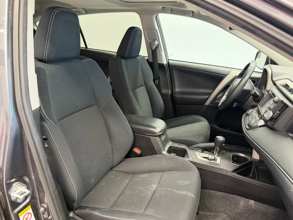 Certified Used 2017 Gray Toyota XLE image 18