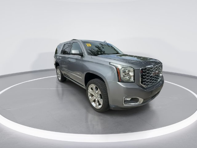 Used 2019 Gray GMC Denali image 2