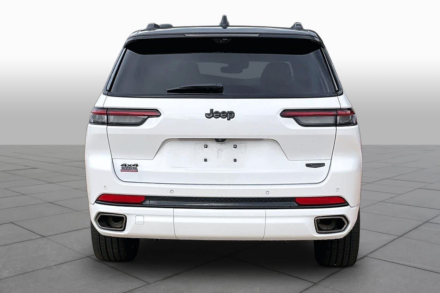 Used 2025 Bright White Clearcoat Jeep Summit Reserve image 5