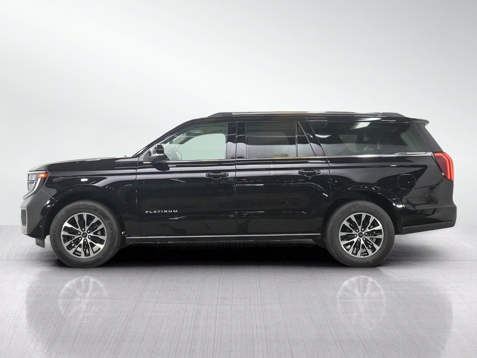Used 2025 Ford Expedition Platinum with VIN 1FMJK1M80SEA26491 for sale in Minneapolis, Minnesota
