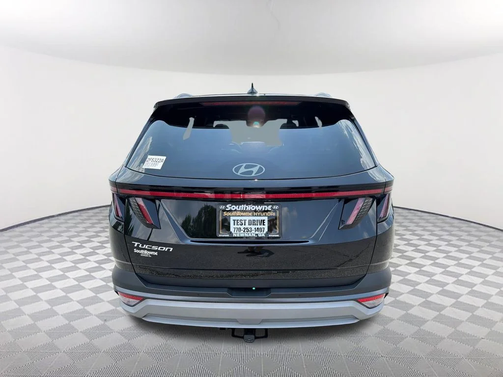 Used 2025 Black Hyundai Limited image 6