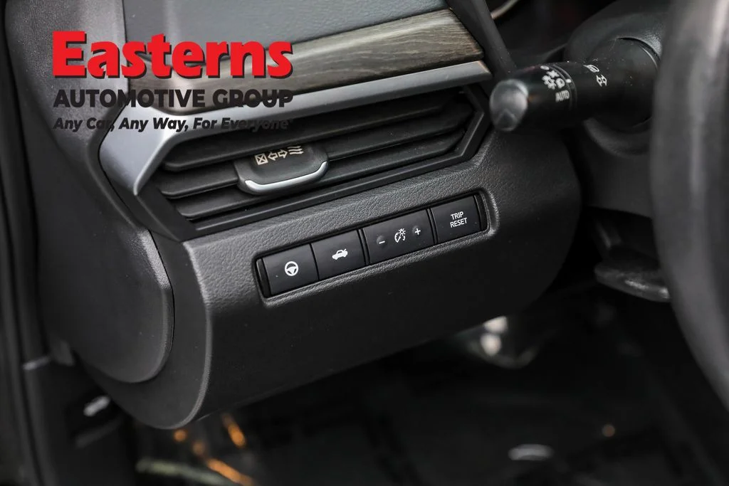 Used 2023 Black Nissan 2.5 SL image 21