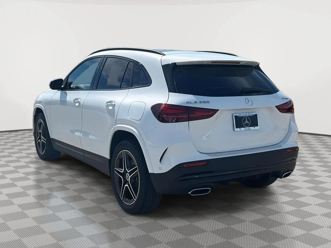 New 2026 Polar White Mercedes-Benz GLA 250 image 5