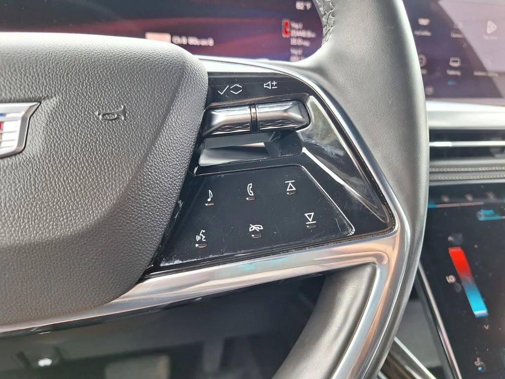 Certified Used 2025 Black Cadillac Premium Luxury image 21
