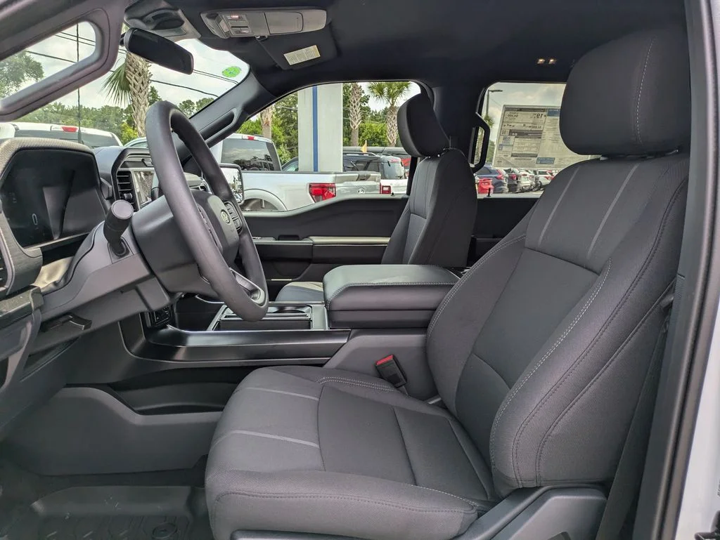 New 2026 Oxford White Ford STX image 20