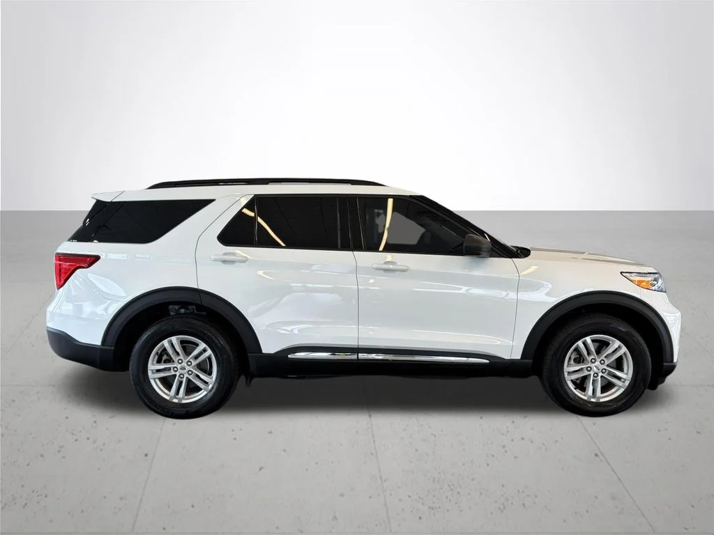Used 2024 White Ford XLT image 6