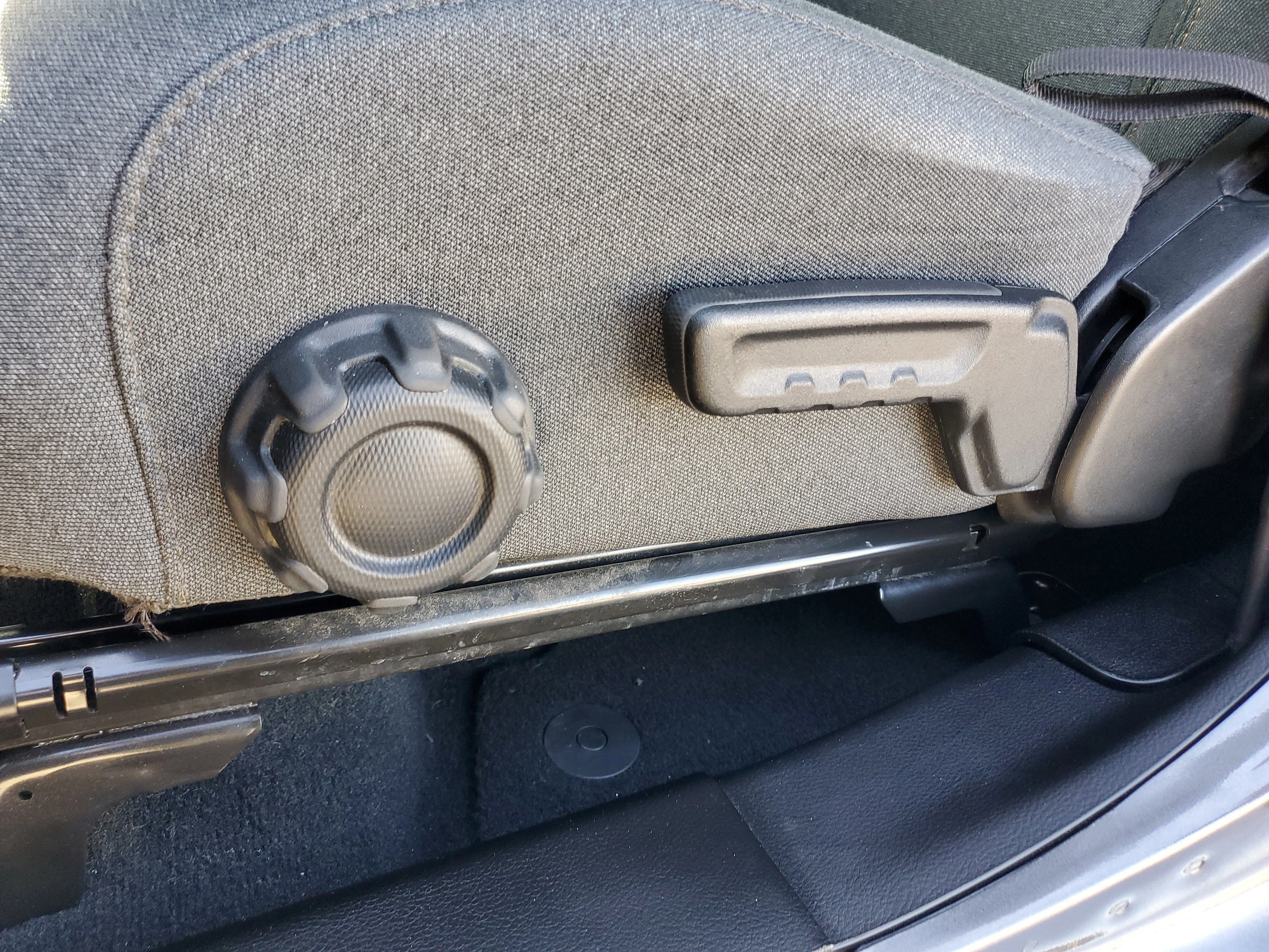 Used 2024 Gray Jeep Sport S image 12