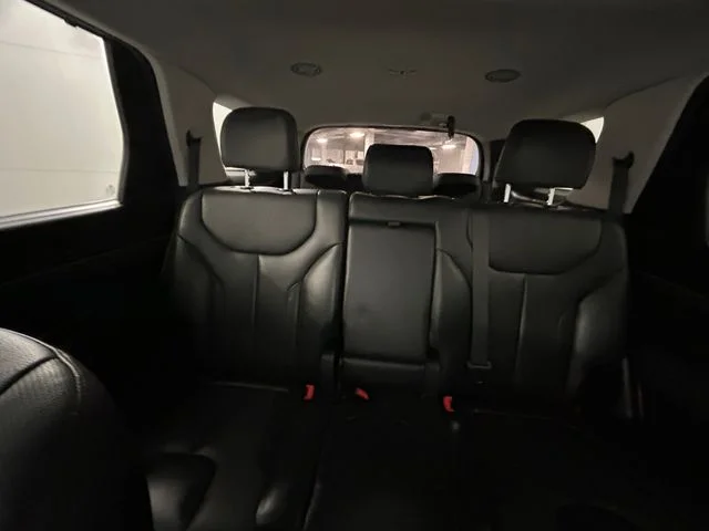 Used 2022 Black Hyundai SEL image 19