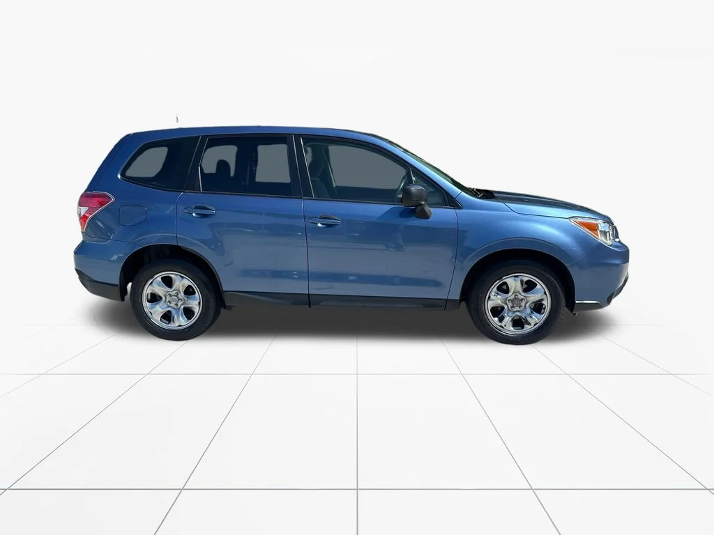 Used 2015 Quartz Blue Subaru 2.5i image 9
